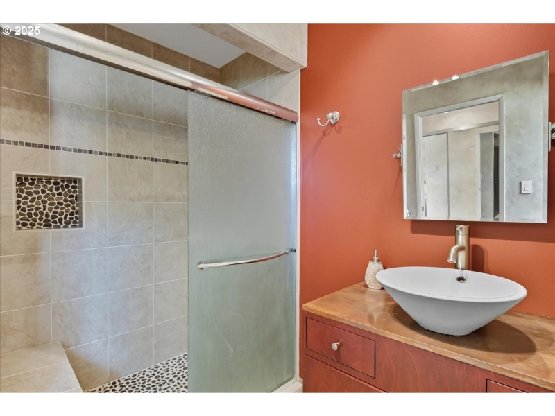 Bedroom, Owner's Suite