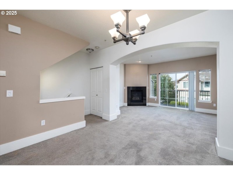 Living Room/Dining Room