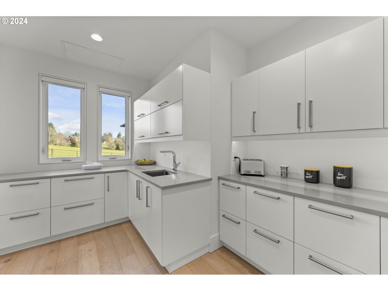 Butler's Pantry