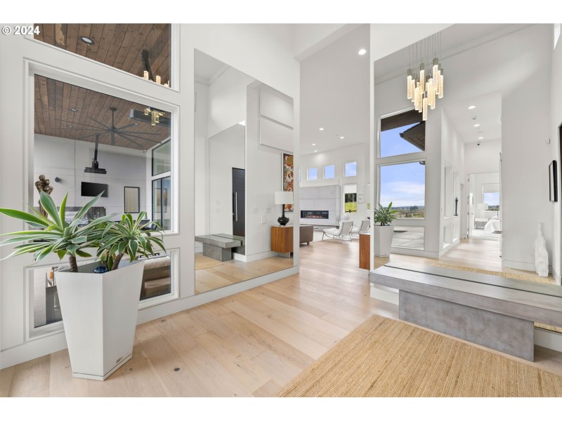 Entrance/Foyer