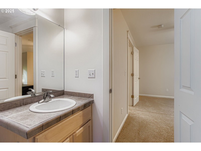 Bathroom, Attached