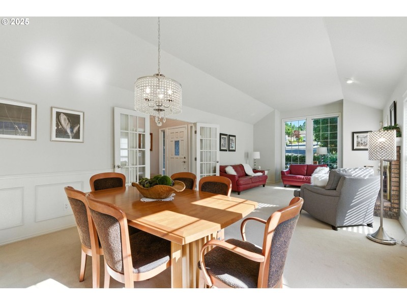 Living Room/Dining Room
