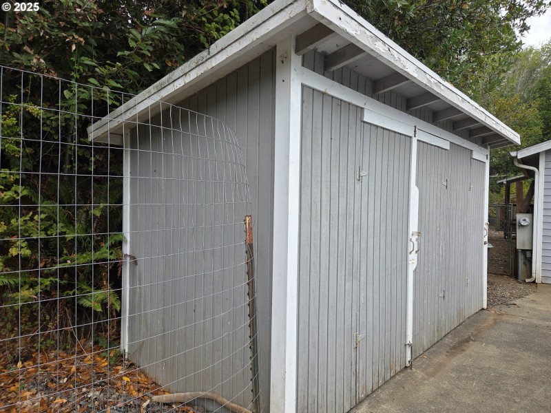 Shed