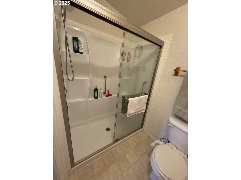 Bathroom, Attached