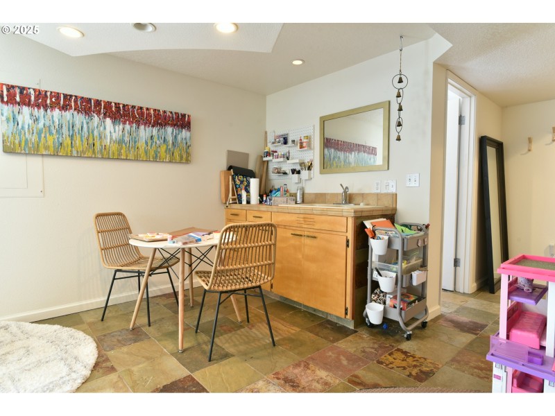Wet Bar