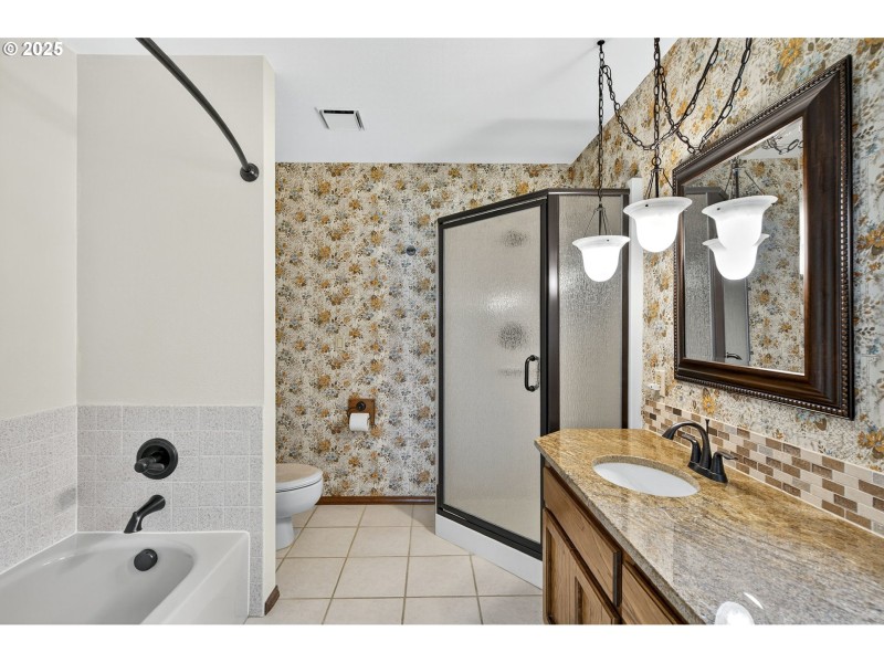 Bathroom, Attached