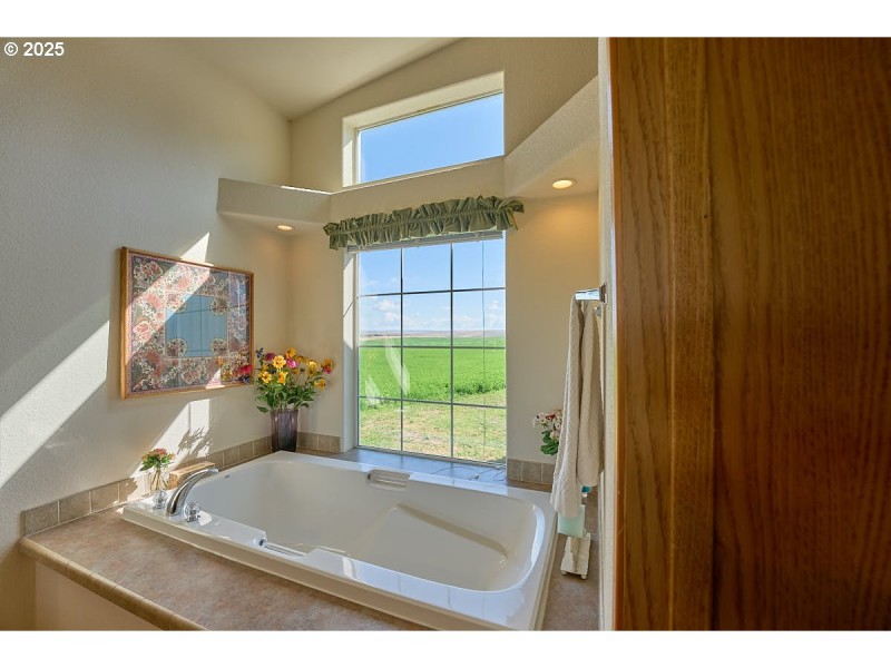 Bathroom, Attached