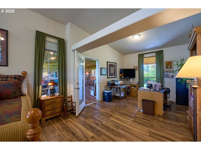 Bedroom, Owner's Suite
