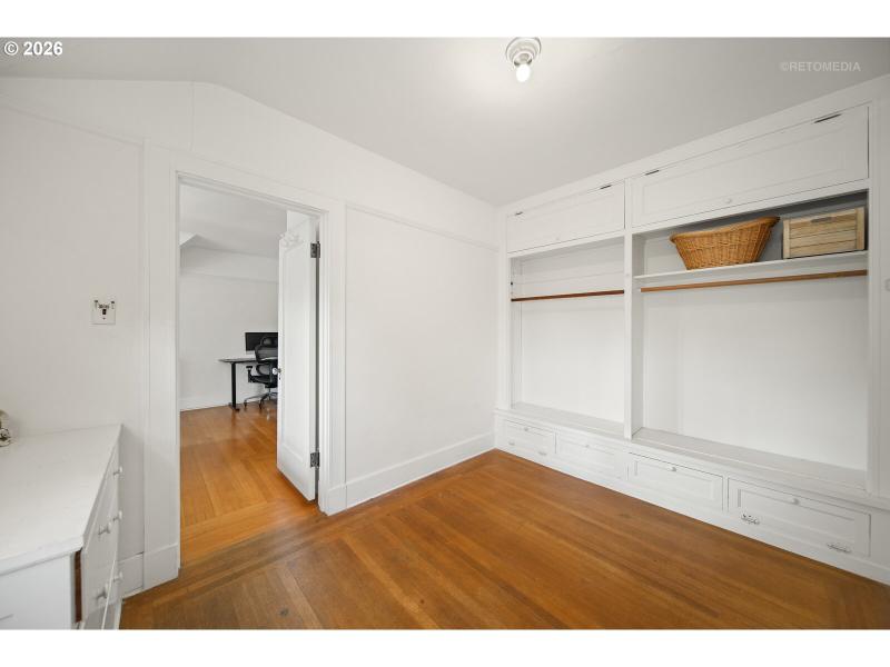 Bedroom, Owner's Suite