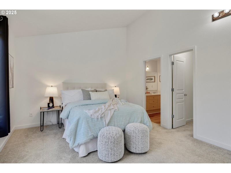 Bedroom, Primary