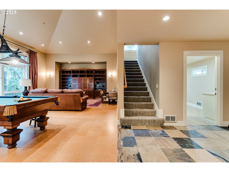 Guest Quarters