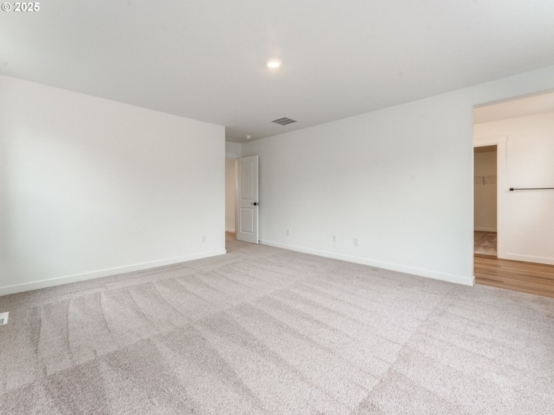 Bedroom, Primary