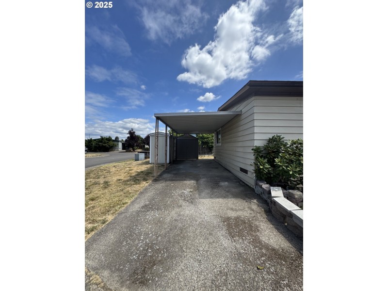 Carport