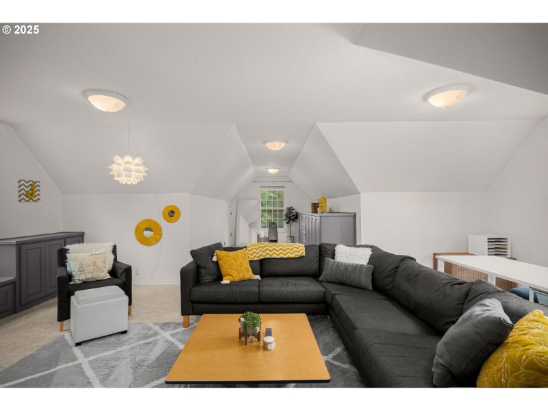 Bonus Room