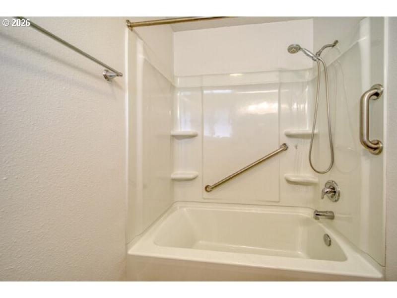 Owner's Suite Bathroom