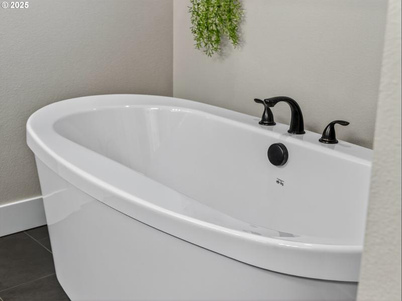 Owner's Suite Bathroom