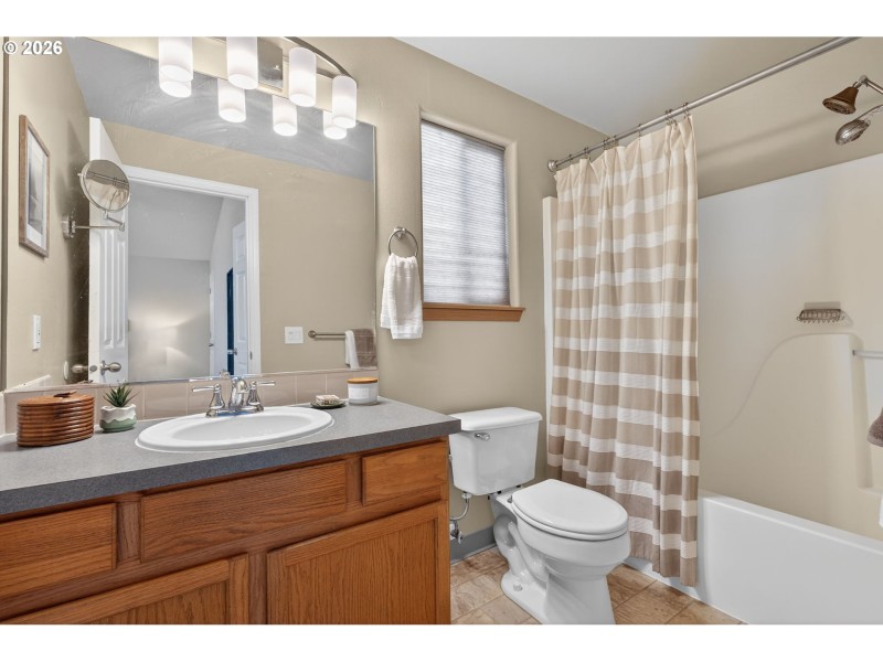 Owner's Suite Bathroom