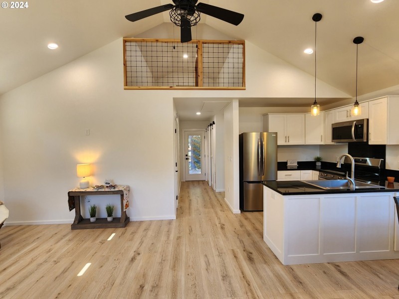 Kitchen/Living Room