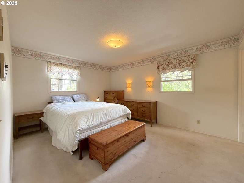 Bedroom, Owner's Suite