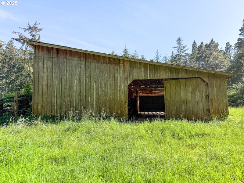 Barn