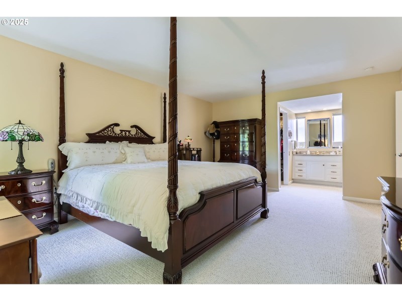 Bedroom, Owner's Suite