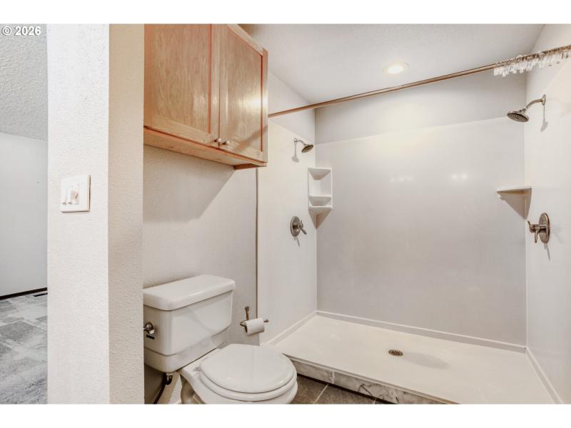 Owner's Suite Bathroom