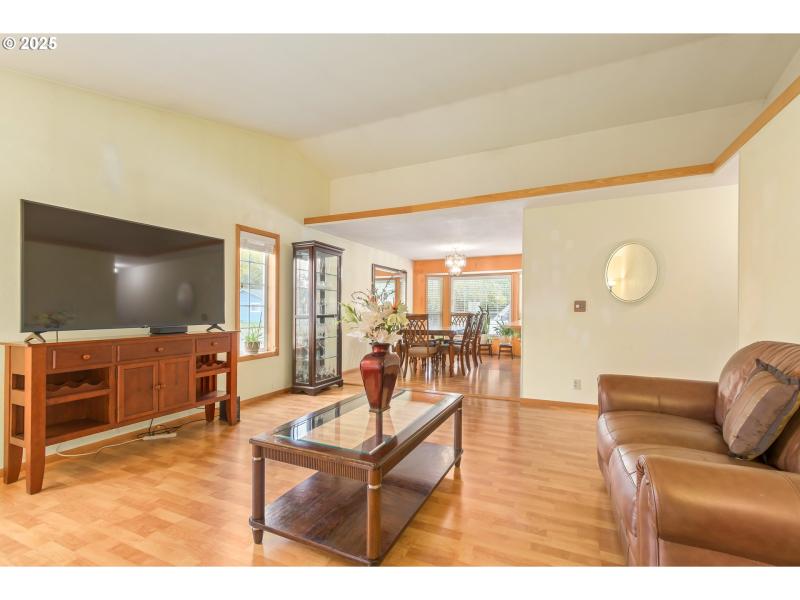 Living Room/Dining Room