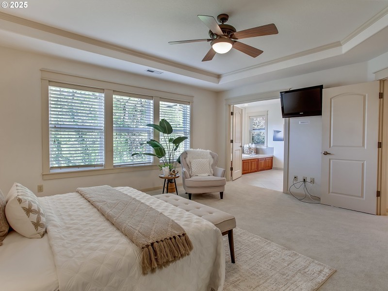 Bedroom, Owner's Suite