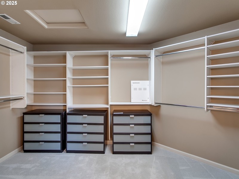 Bedroom, Owner's Suite