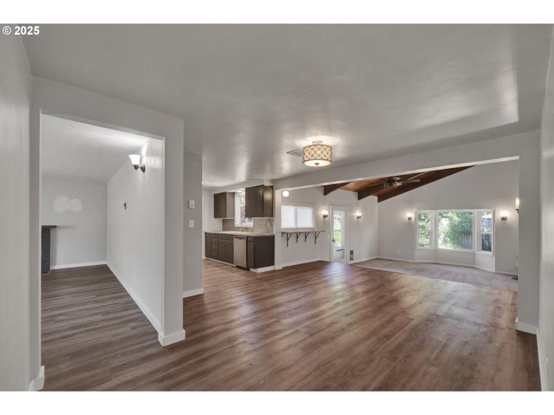 Living Room/Dining Room