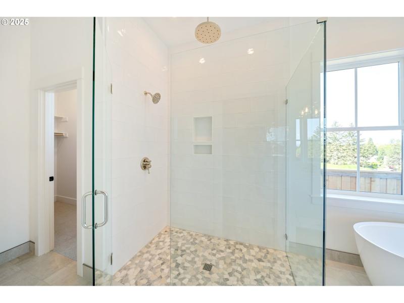 Owner's Suite Bathroom