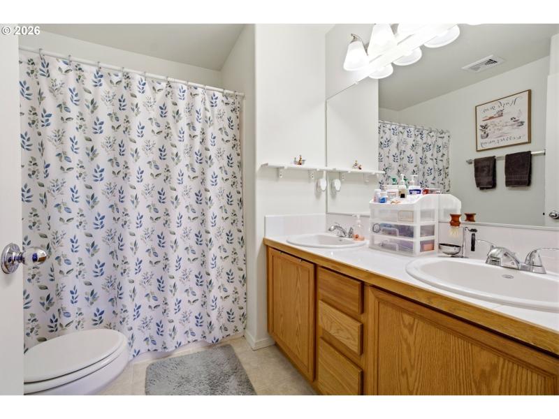 Owner's Suite Bathroom