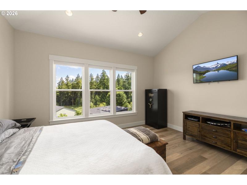 Bedroom, Owner's Suite