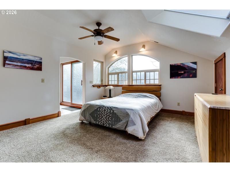 Bedroom, Owner's Suite