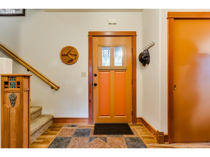 Entrance/Foyer