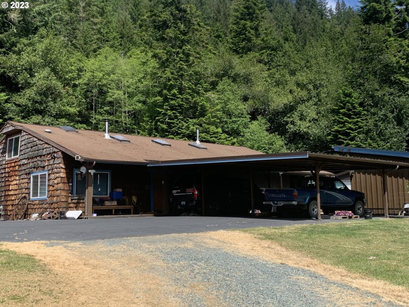 Carport