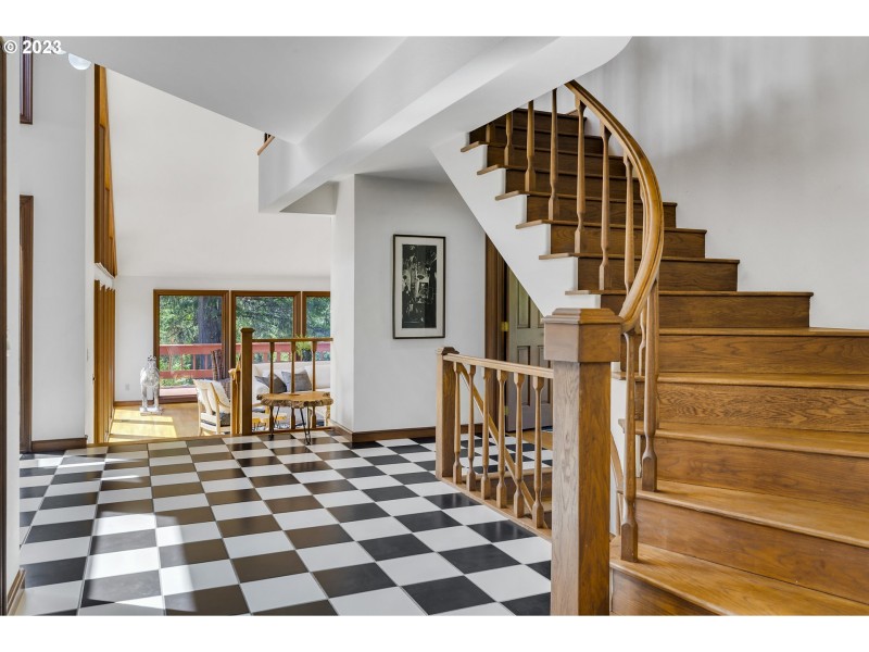 Entrance/Foyer