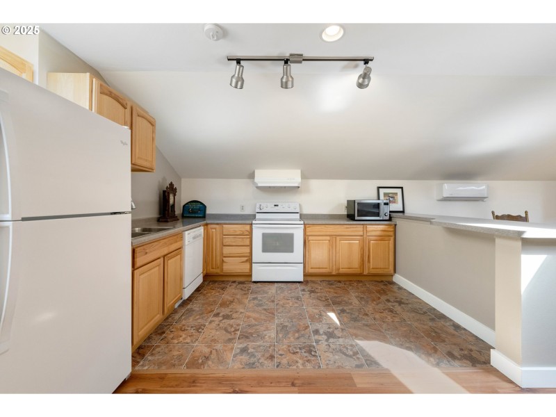 Upstairs Unit