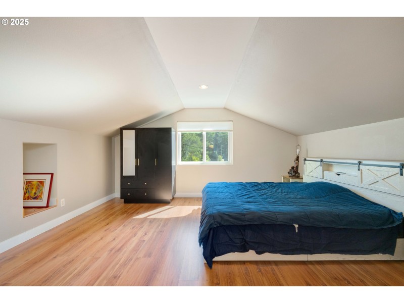 Upstairs Unit