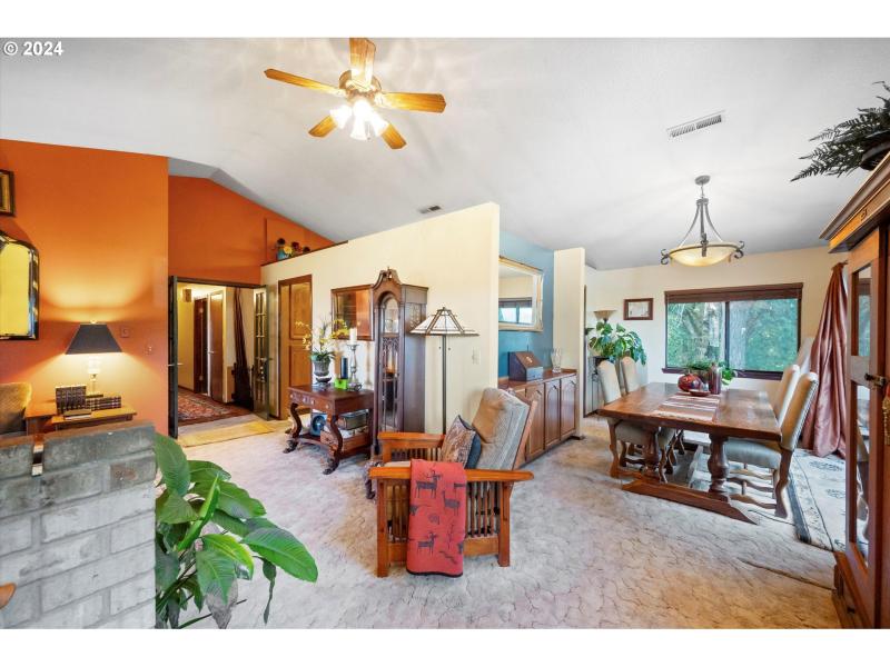 Living Room/Dining Room