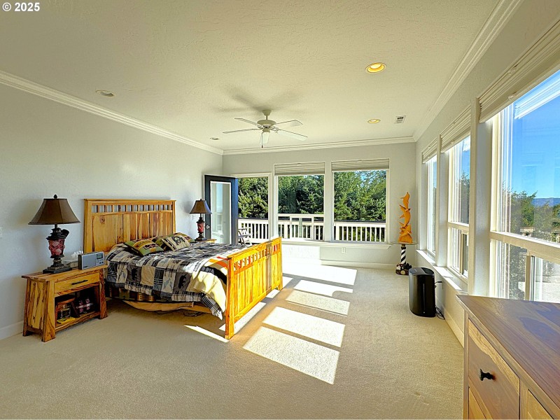 Bedroom, Owner's Suite