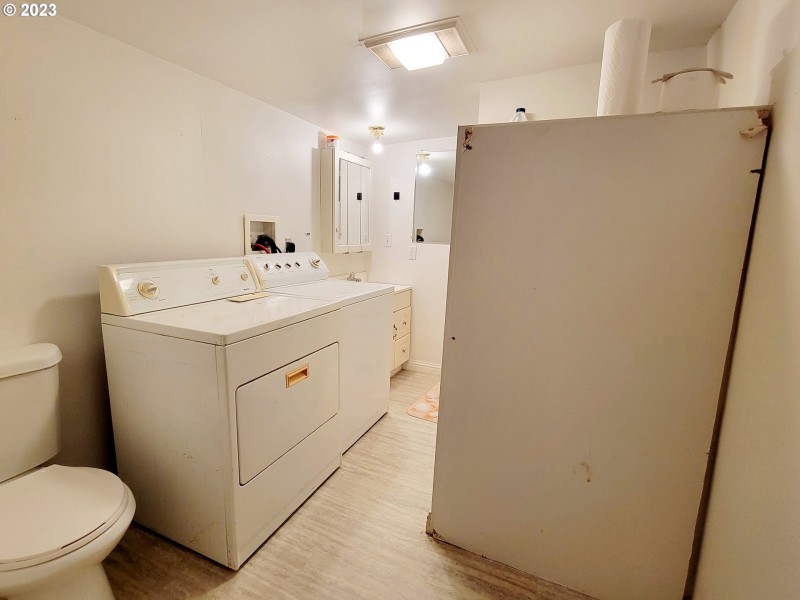 Bathroom, Attached