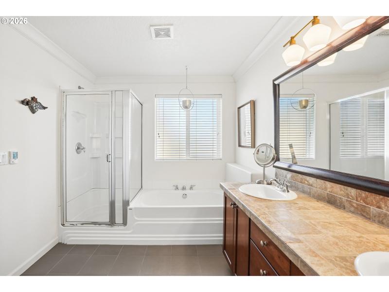 Owner's Suite Bathroom