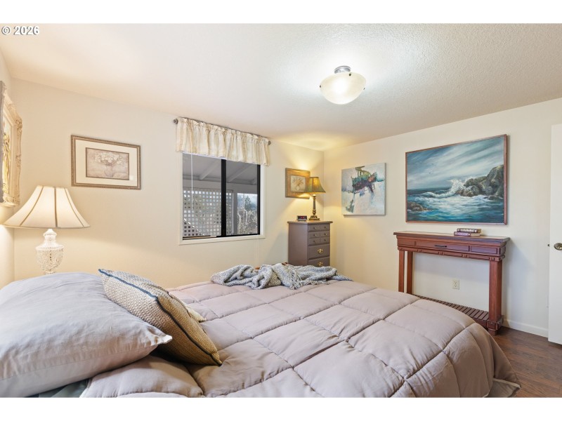 Bedroom, Owner's Suite