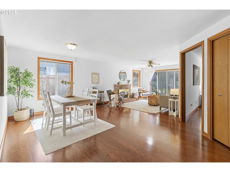 Living Room/Dining Room