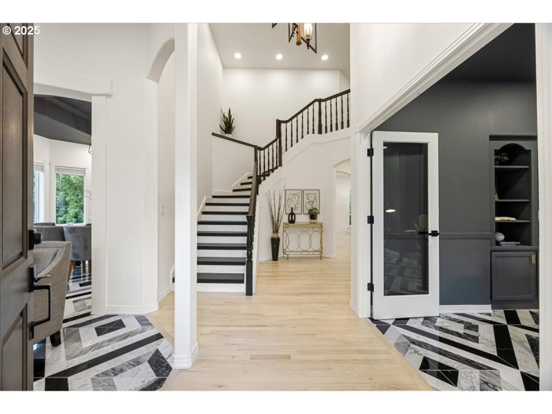 Entrance/Foyer