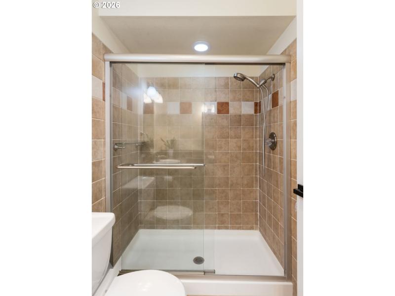 Owner's Suite Bathroom