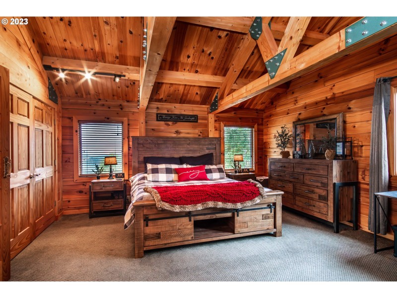 Owner's Suite Bedroom