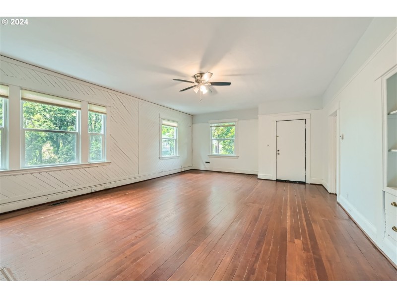 Living Room/Dining Room