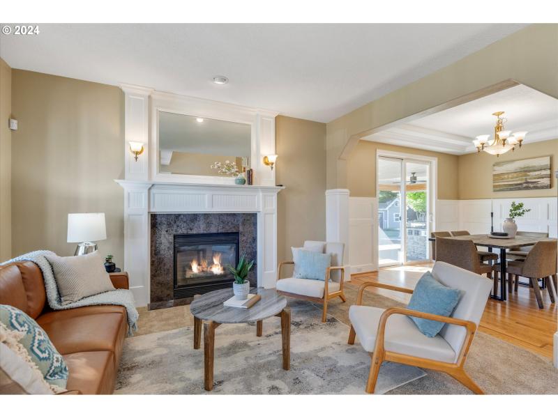 Living Room/Dining Room